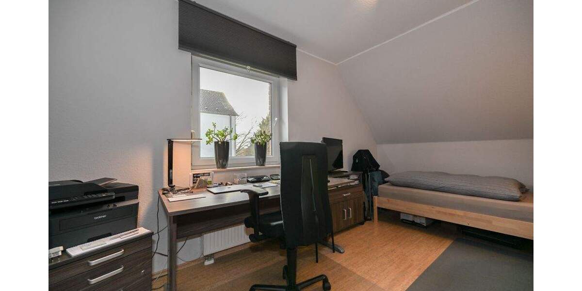 Ruhig wohnen zwischen Hattingen und Bochum - Gepflegte Doppelhaushälfte mit Kamin, Garage, Garten 3 zimmer