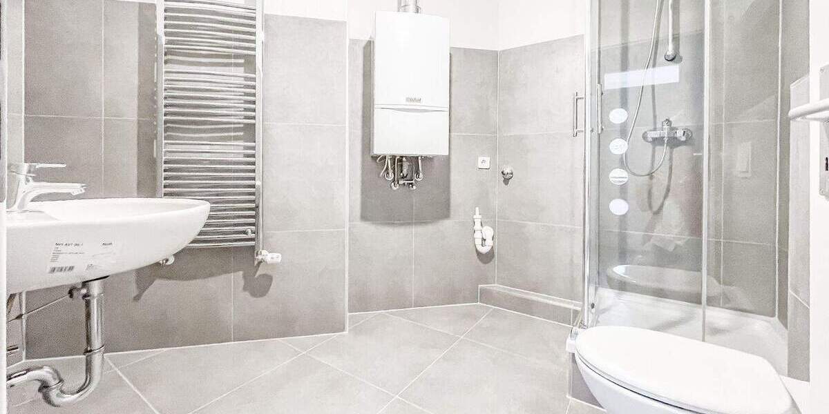 1,5 Zimmer - frisch renoviert 1 zimmer