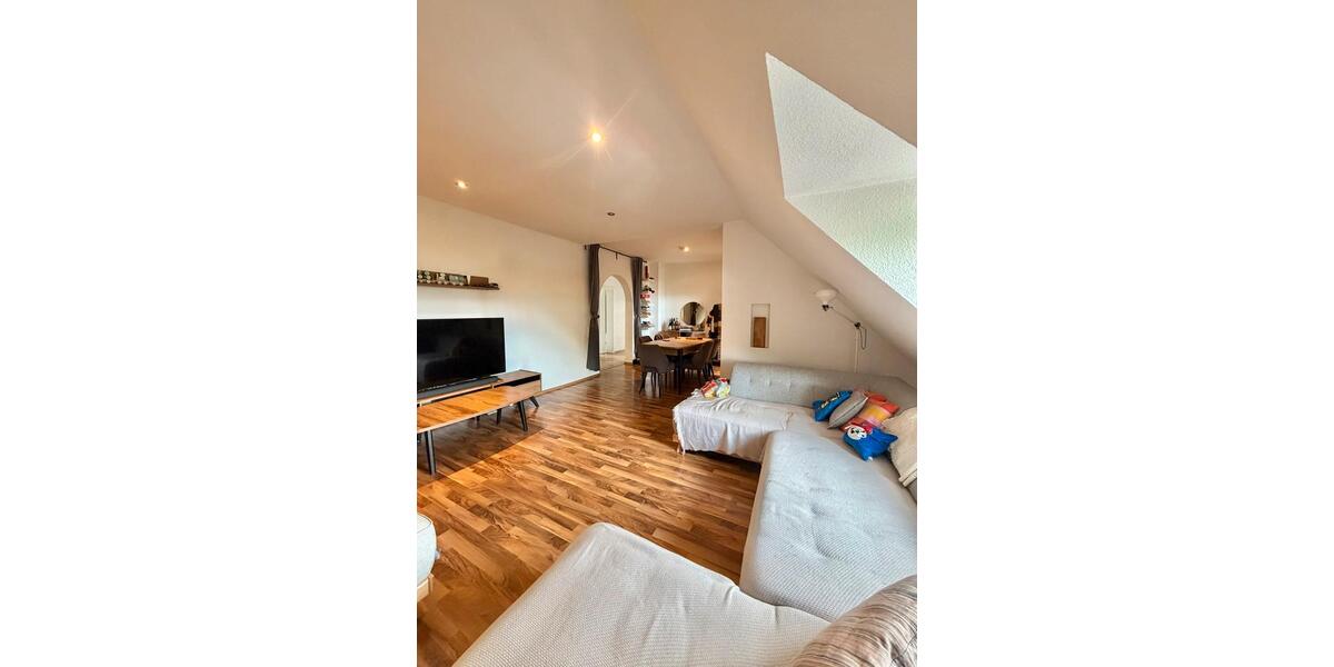 Dachgeschoßwohnung Dortmund Eving - 3 Zimmer, 76 m&sup2;, 665&euro; | Angebot:27565925