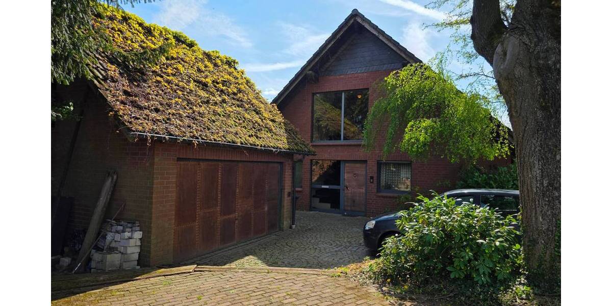 RESERVIERT Zweifamilienhaus mit Einliegerwohnung in ruhiger Lage 6 zimmer