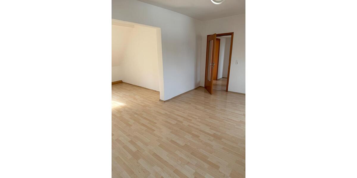 Dachgeschoßwohnung Dortmund Brackel - 3 Zimmer, 77 m&sup2;, 850&euro; | Angebot:27572204
