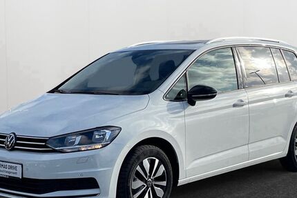VW Touran 18.857 km 32.490 € Castrop-Rauxel 44575