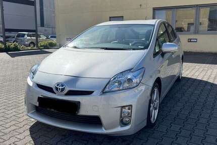 Toyota Prius 185.000 km 8.400 &euro; Essen 45143