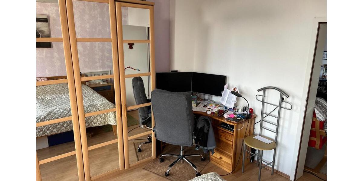 3-Zimmer möblierte WBS-Wohnung 3 zimmer