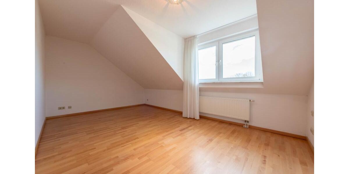 Platz zum Leben – großzügige Doppelhaushälfte in ruhiger Umgebung! 5 zimmer