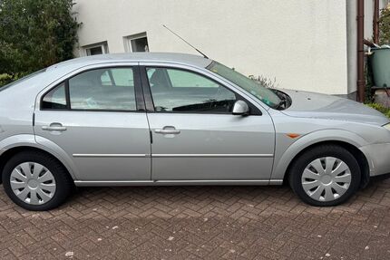 Ford Mondeo 258.824 km 600 &euro; Holzwickede 59439