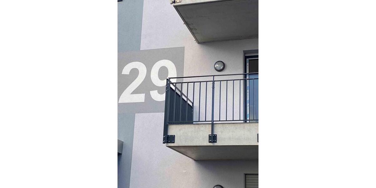 Erdgeschoßwohnung Essen Stadtbezirk VI - 1.5 Zimmer, 70 m&sup2;, 850&euro; | Angebot:26377385