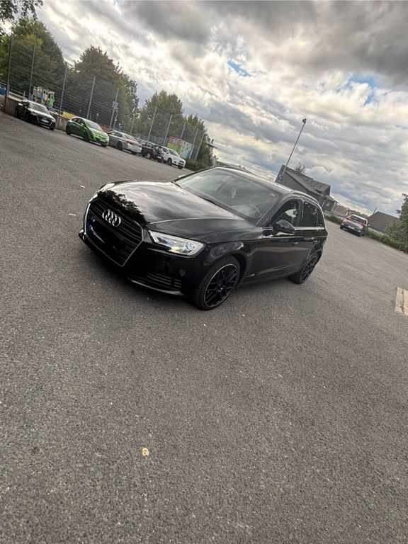 Audi A3 149.000 km 14.999 € Remscheid 42853