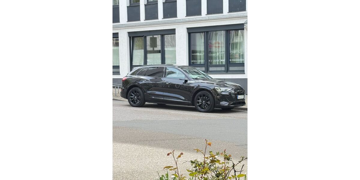 Audi e-tron 62.000 km 33.900 &euro; Schwelm 58332