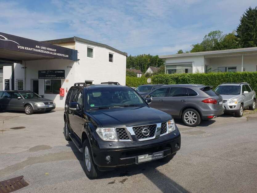 Nissan Pathfinder 290.000 km 3.999 € Wuppertal 42327