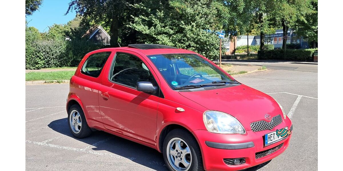 Toyota Yaris 235.000 km 699 &euro; Herne 44627
