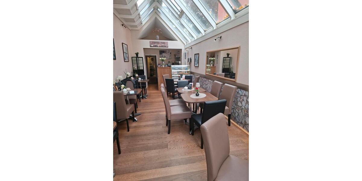 Cafe mit treuer Stammkundsc im Essener Süden abzugeben zimmer