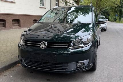 VW Touran 141.500 km 6.999 &euro; Gelsenkirchen 45889