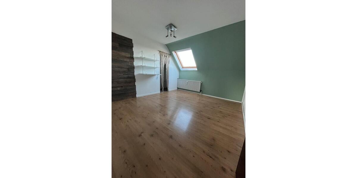 Dachgeschoßwohnung Hagen Hagen-Mitte - 5 Zimmer, 116 m&sup2;, 229.000&euro; | Angebot:27533521