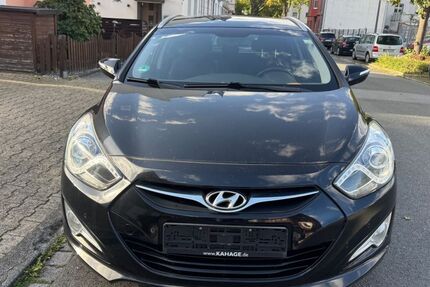 Hyundai i40 202.000 km 5.999 € Gelsenkirchen 45879