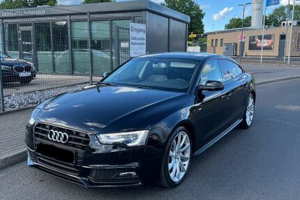 Audi A5 195.000 km 16.500 € Bochum 44803
