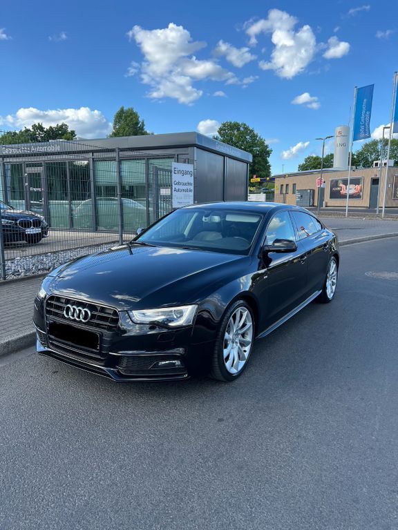 Audi A5 195.000 km 16.500 € Bochum 44803