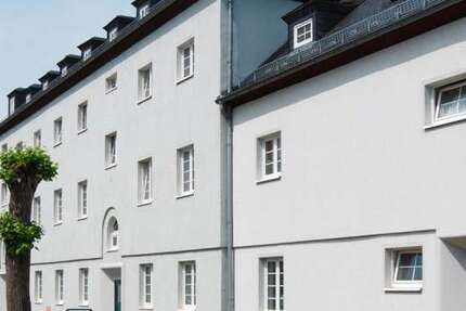 Wohnung zum Mieten in Limbach-Oberfrohna 275 € 51.72 m²