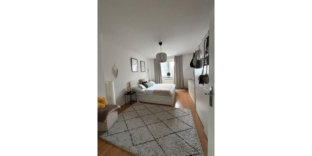 Etagenwohnung Dortmund Innenstadt West - 3 Zimmer, 77 m&sup2;, 805&euro; | Angebot:25612954