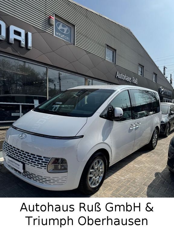 Hyundai STARIA 4.205 km 41.990 € Oberhausen 46049