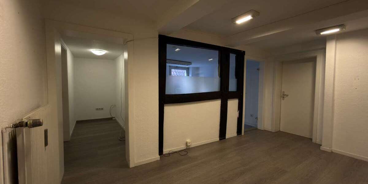 Großes Büro- und Praxisfläche in Hattingens Altstadt mit IT-Raum, LAN, Seminarraum und Gartennutzung 10 zimmer
