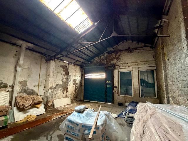 Schnäppchen für Handwerker zum Wohnen und Arbeiten zimmer