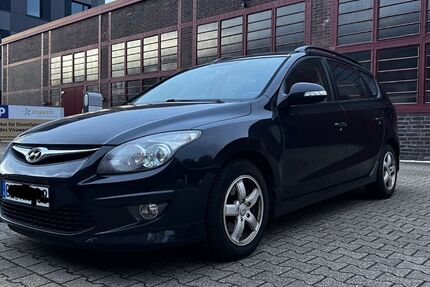 Hyundai i30 129.000 km 3.500 &euro; Gelsenkirchen 45899