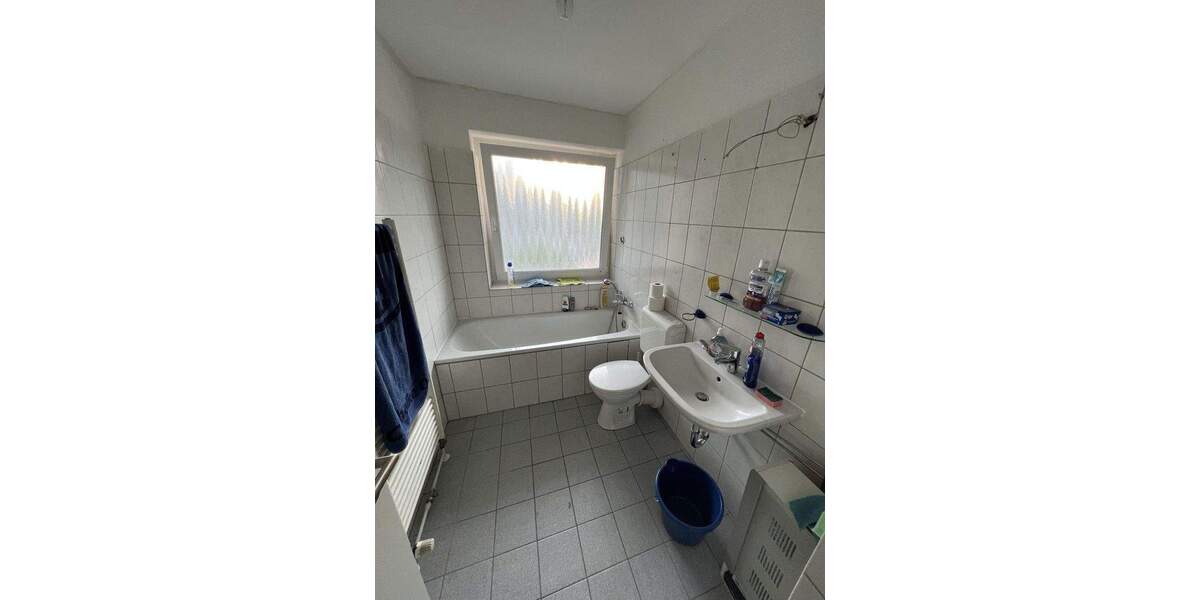 1-Zimmer-Wohnung mit Balkon & Tageslichtbad in Heiligenhaus - ab 18.02.2025 1 zimmer