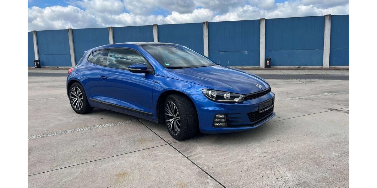 VW Scirocco 86.400 km 14.990 &euro; Dortmund 44265