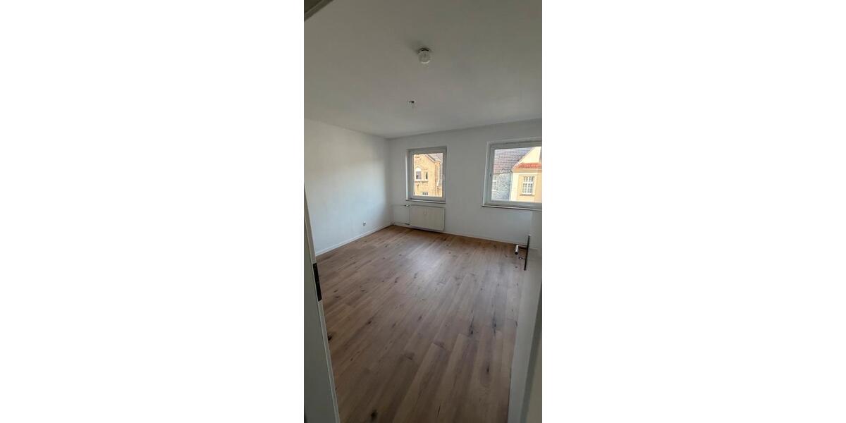 Etagenwohnung Hagen Hagen-Mitte - 4 Zimmer, 80 m&sup2;, 900&euro; | Angebot:27570153