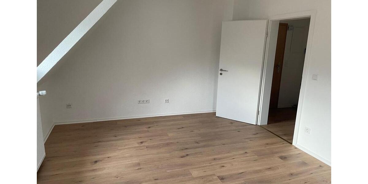 Dachgeschoßwohnung Herne Sodingen - 1.5 Zimmer, 40 m&sup2;, 330&euro; | Angebot:26623792
