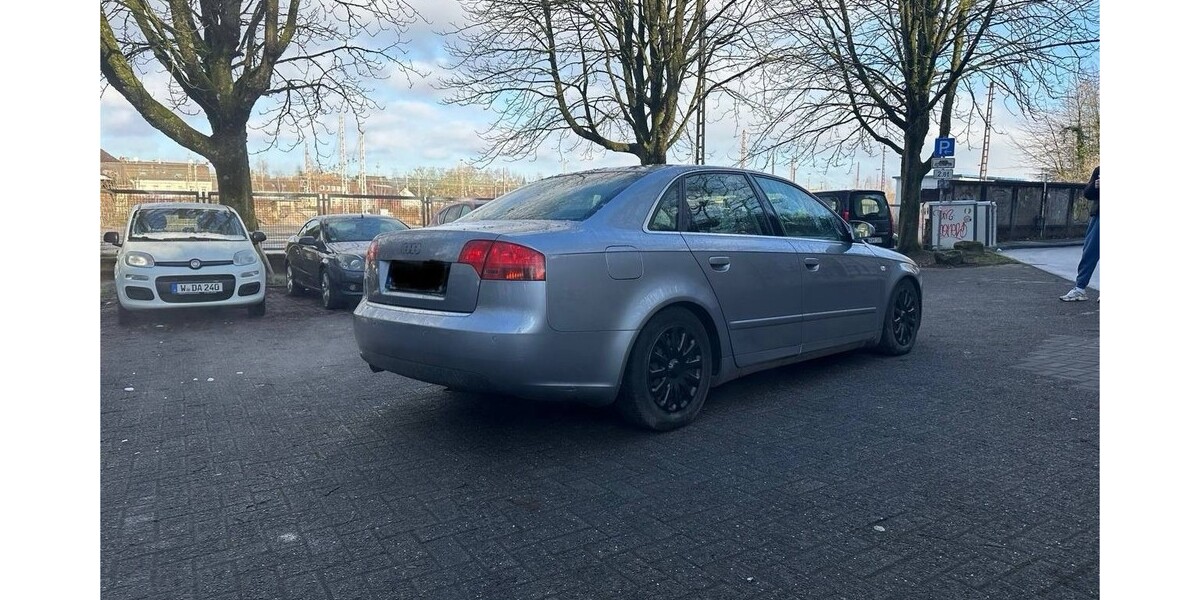 Audi A4 (B7) 230.000 km 1.500 &euro; Wuppertal 42275
