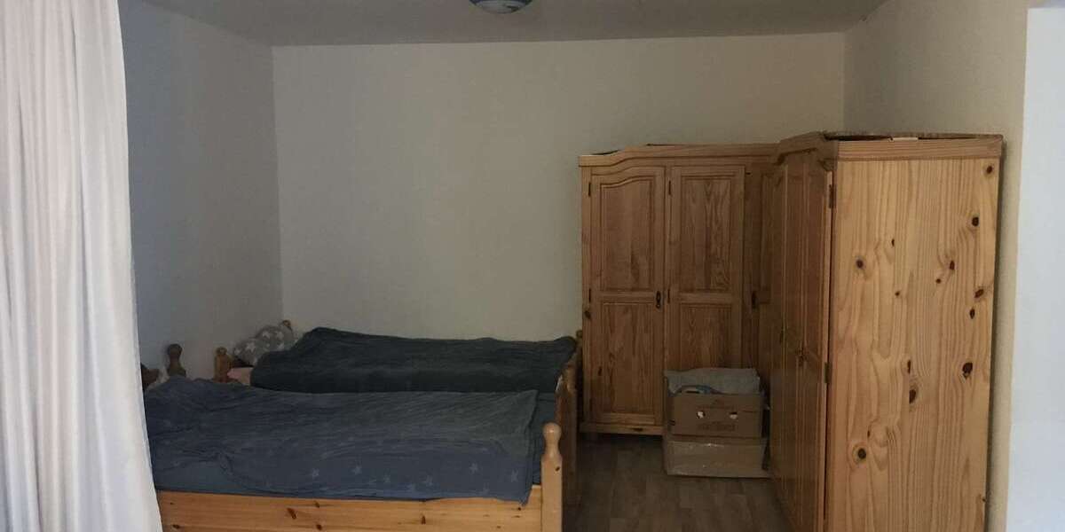 Attraktive Kapitalanlage in Hörde: Wohnhaus mit 4 Einheiten und Wertsteigerungspotenzial - Mehrfamilienhaus, Wohnhaus Dortmund Hörde | Angebot:14420943