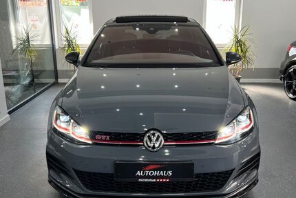VW Golf 29.752 km 35.450 € Remscheid 42857