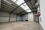 Gewerbehalle mit Büros zu vermieten zimmer