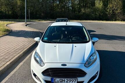 Ford Fiesta 143.600 km 4.000 &euro; Essen 45128