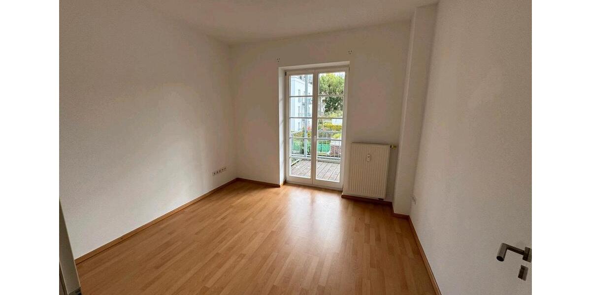 Etagenwohnung Gelsenkirchen Rotthausen - 3 Zimmer, 89 m&sup2;, 860&euro; | Angebot:25780019