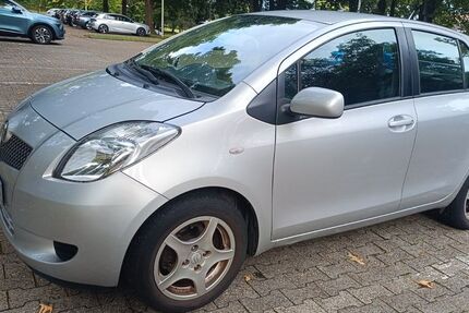 Toyota Yaris 131.740 km 3.200 € Dortmund 44263