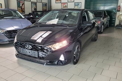Hyundai i20 60.900 km 13.100 &euro; Oberhausen 46049