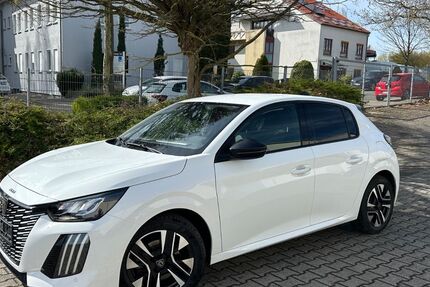 Peugeot 208 36.000 km 13.480 &euro; Dortmund 44269