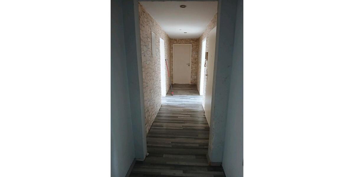 Etagenwohnung Wuppertal Gemarkung Langerfeld - 5 Zimmer, 100 m&sup2;, 1.200&euro; | Angebot:25749494