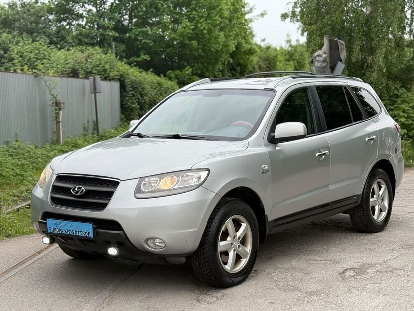 Hyundai SANTA FE 250.000 km 2.999 € Bottrop 46238