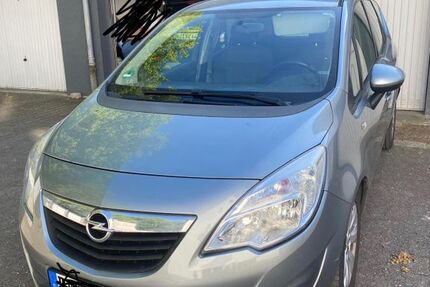 Opel Meriva 176.155 km 2.500 &euro; Lünen 44532
