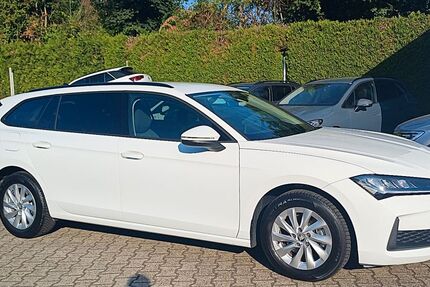 Skoda Superb 13.800 km 34.980 &euro; Essen 45307