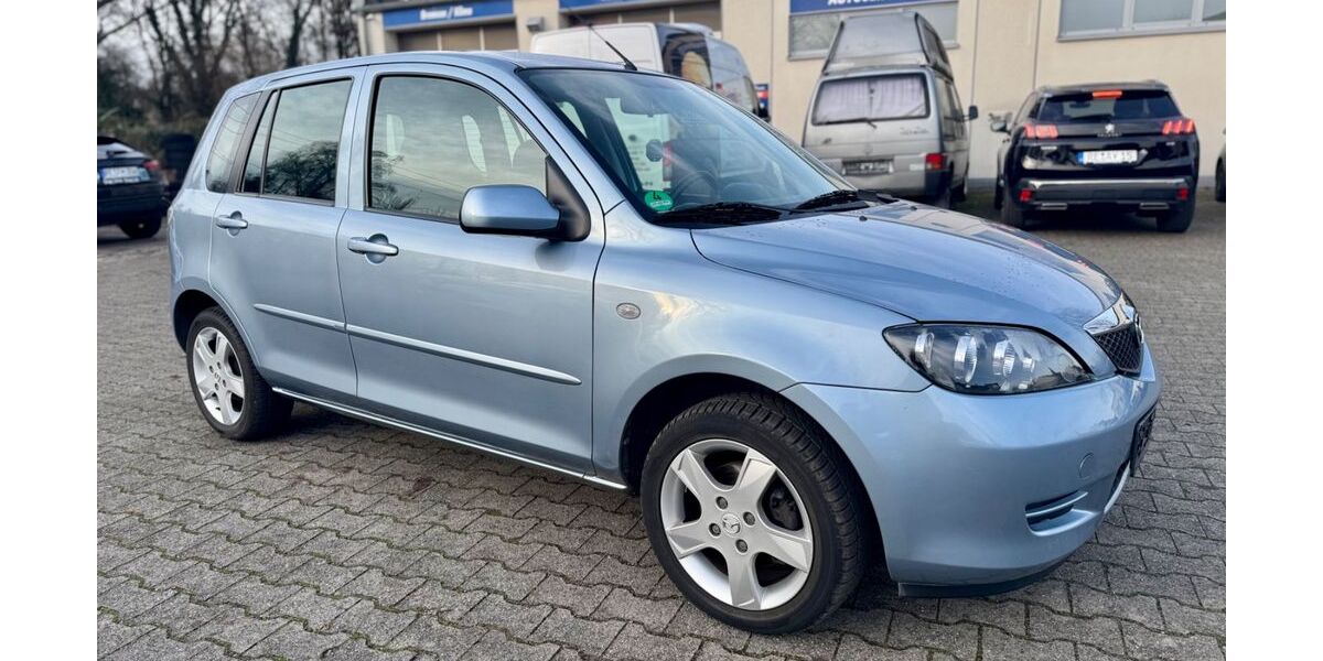 Mazda 2 87.127 km 3.490 &euro; Recklinghausen 45665