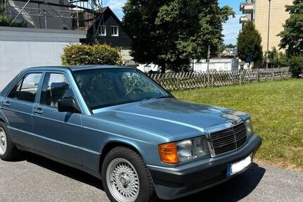 Mercedes 190