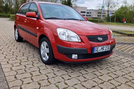 Kia Rio 75.000 km 3.500 &euro; Gelsenkirchen 45894