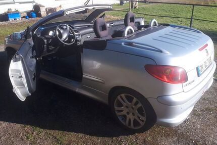 Peugeot 206 143.000 km 1.390 &euro; Bottrop 46240