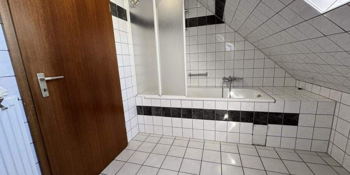 Einfamilienhaus Oberhausen Schwarze Heide - 3 Zimmer, 92.500&euro; | Angebot:25214579