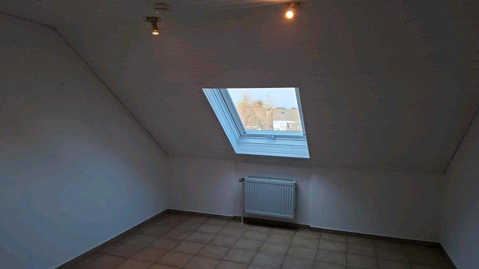 Dachgeschoßwohnung Dortmund Aplerbeck - 3 Zimmer, 93 m&sup2;, 219.000&euro; | Angebot:25804675